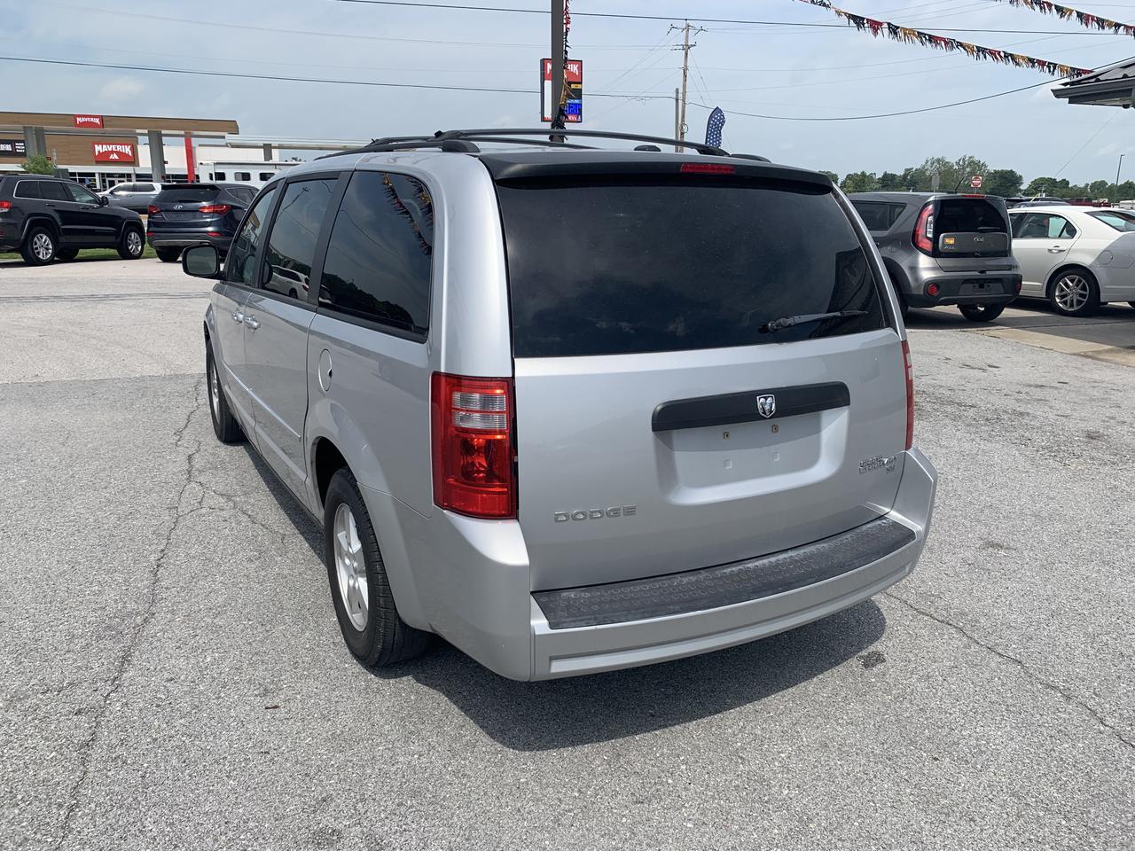 2010 Dodge Grand Caravan Passenger Hero Minivan 4D Aurora MO
