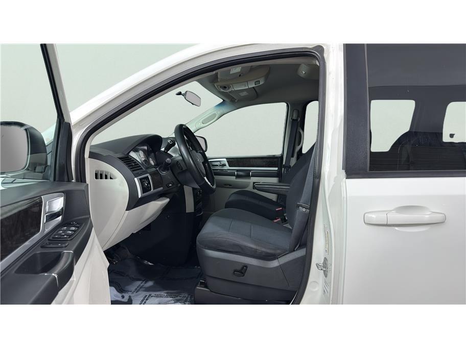 2010 Dodge Grand Caravan Passenger SXT Minivan 4D Folsom CA