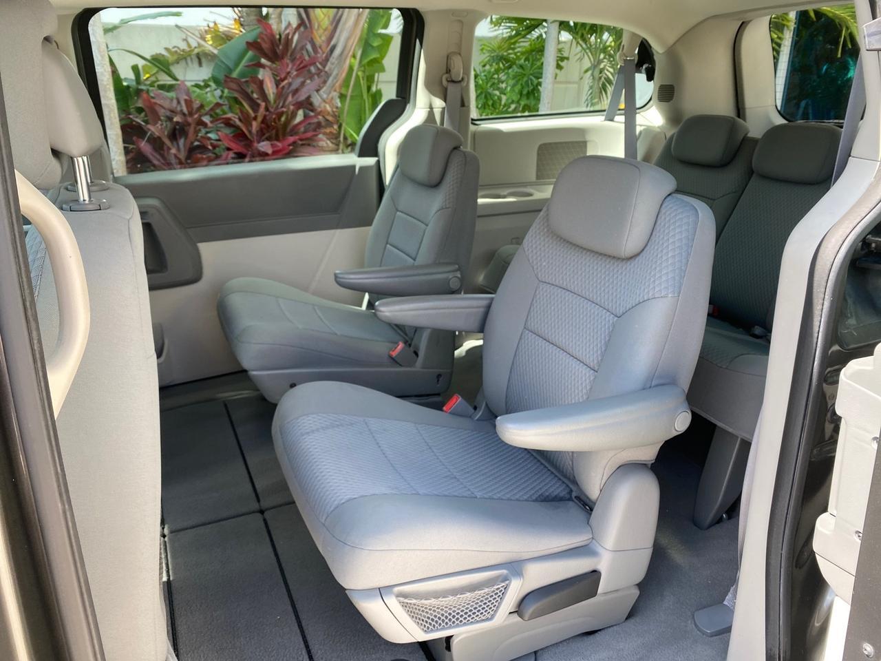 2010 Dodge Grand Caravan SE LOW MILES 36,541 Pompano Beach FL