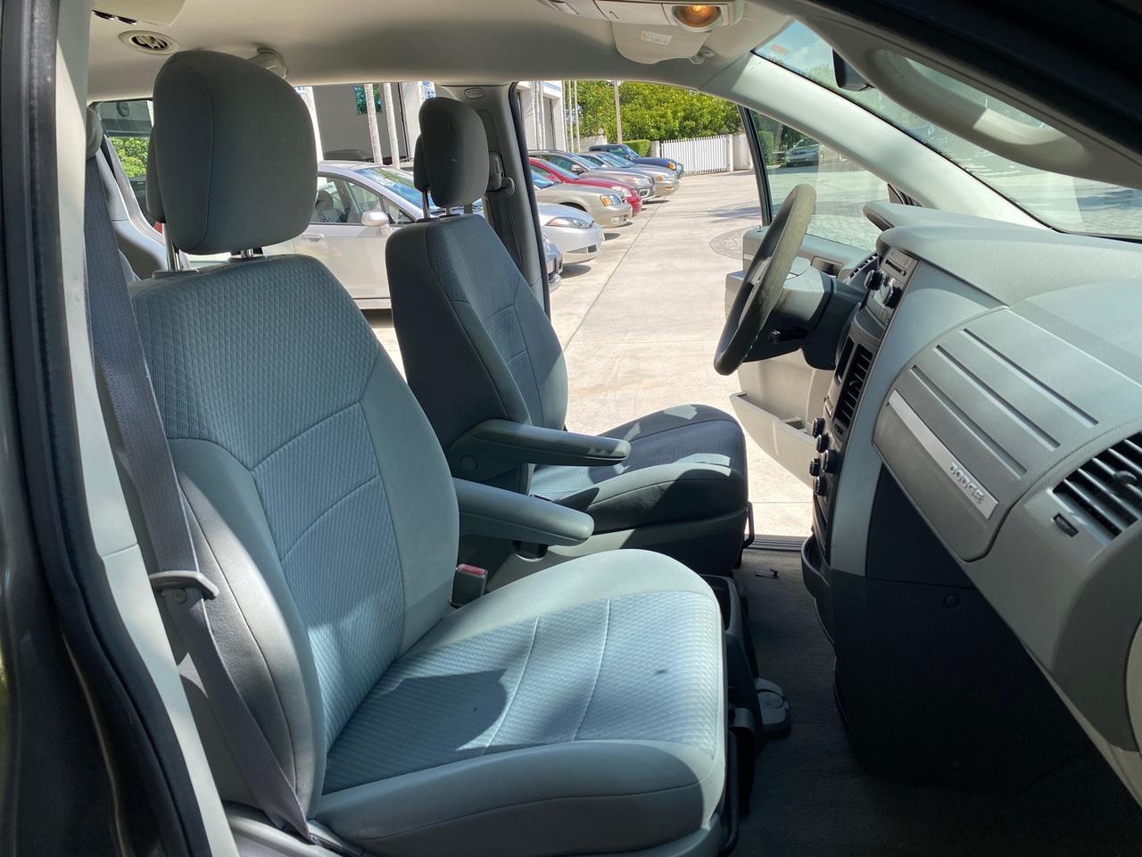 2010 Dodge Grand Caravan SE LOW MILES 36,541 Pompano Beach FL