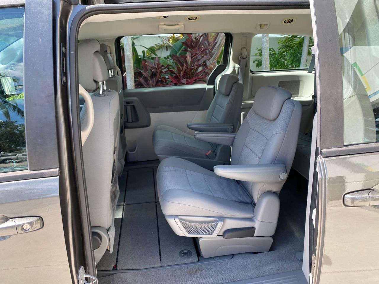2010 Dodge Grand Caravan SE LOW MILES 36,541 Pompano Beach FL
