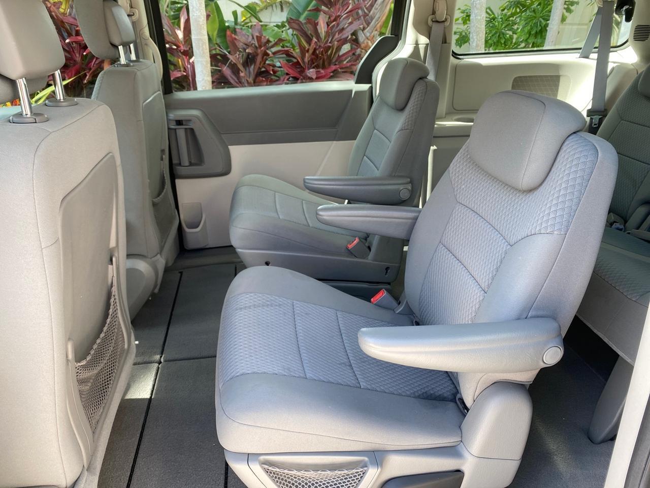 2010 Dodge Grand Caravan SE LOW MILES 36,541 Pompano Beach FL