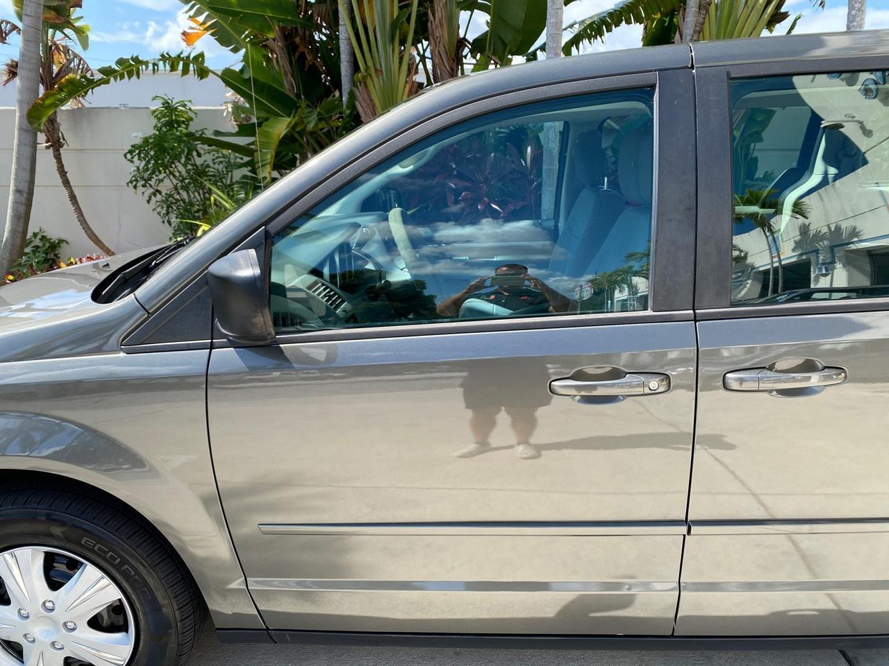 2010 Dodge Grand Caravan SE LOW MILES 36,541 Pompano Beach FL