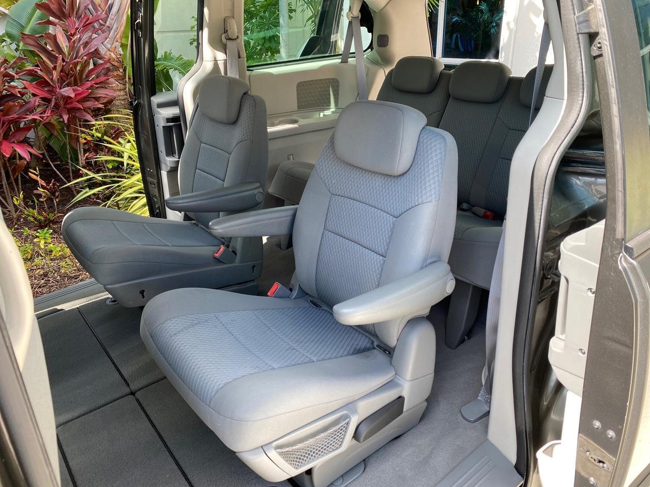 2010 Dodge Grand Caravan SE LOW MILES 36,541 Pompano Beach FL