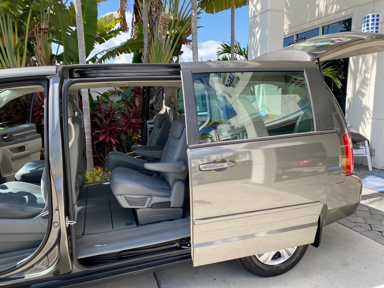 2010 Dodge Grand Caravan SE LOW MILES 36,541 Pompano Beach FL