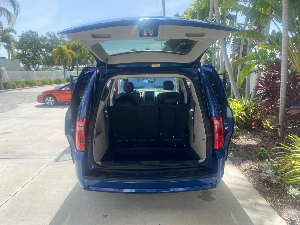 2010 Dodge Grand Caravan SE LOW MILES 38,027 1 OWNER Pompano Beach FL