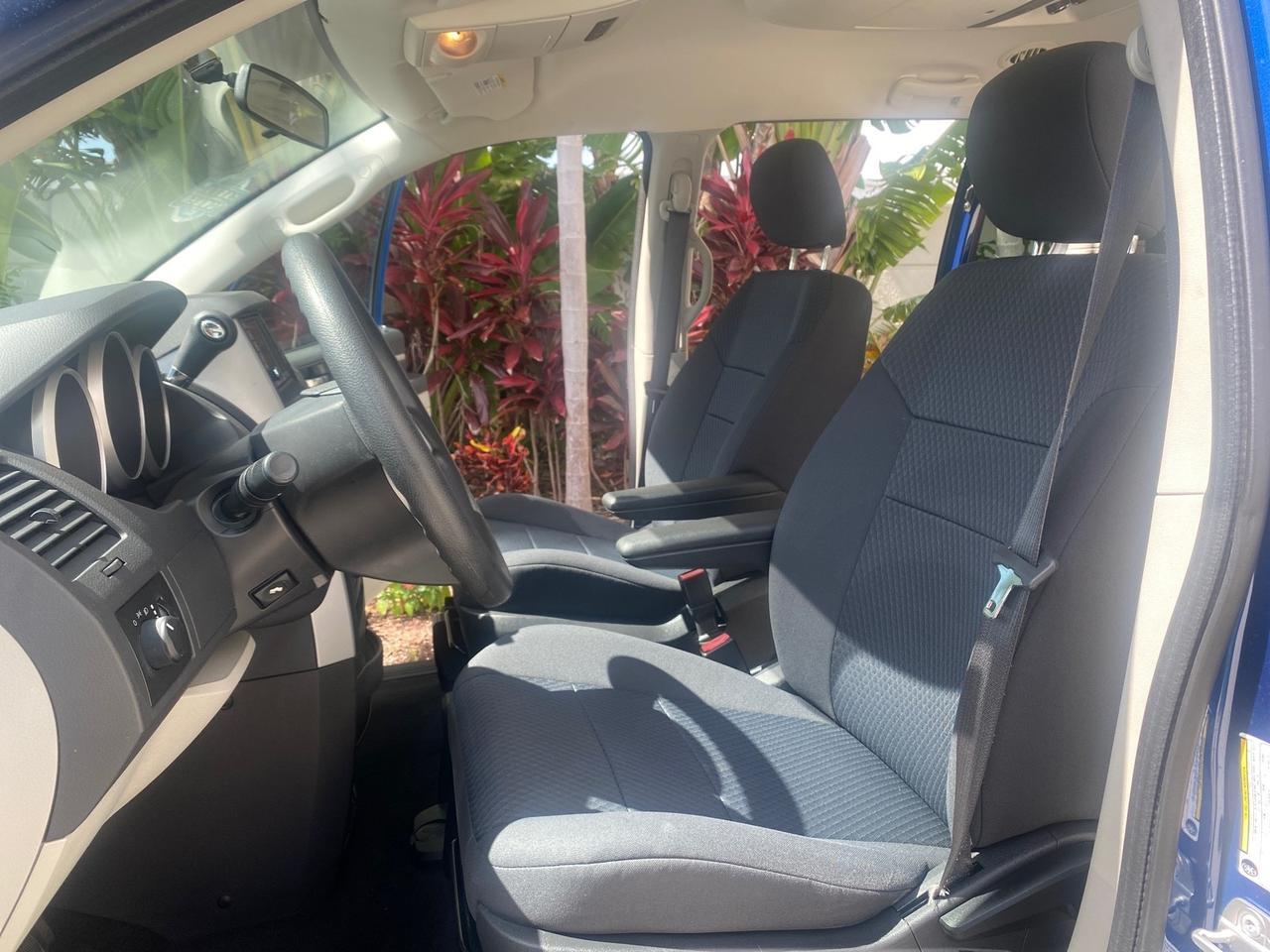 2010 Dodge Grand Caravan SE LOW MILES 38,027 1 OWNER Pompano Beach FL