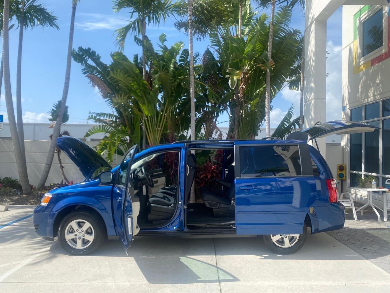 2010 Dodge Grand Caravan SE LOW MILES 38,027 1 OWNER Pompano Beach FL