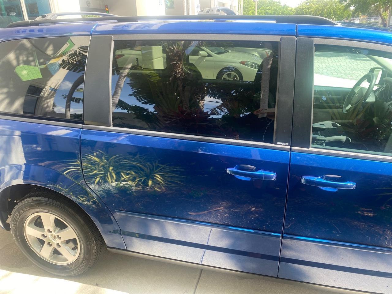 2010 Dodge Grand Caravan SE LOW MILES 38,027 1 OWNER Pompano Beach FL