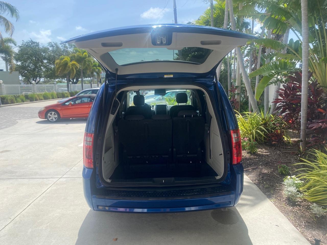 2010 Dodge Grand Caravan SE LOW MILES 38,027 1 OWNER Pompano Beach FL
