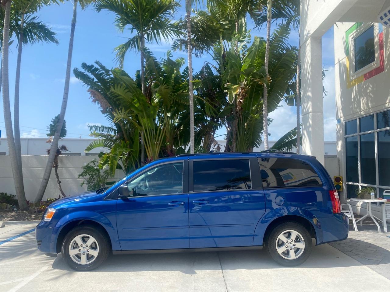 2010 Dodge Grand Caravan SE LOW MILES 38,027 1 OWNER Pompano Beach FL
