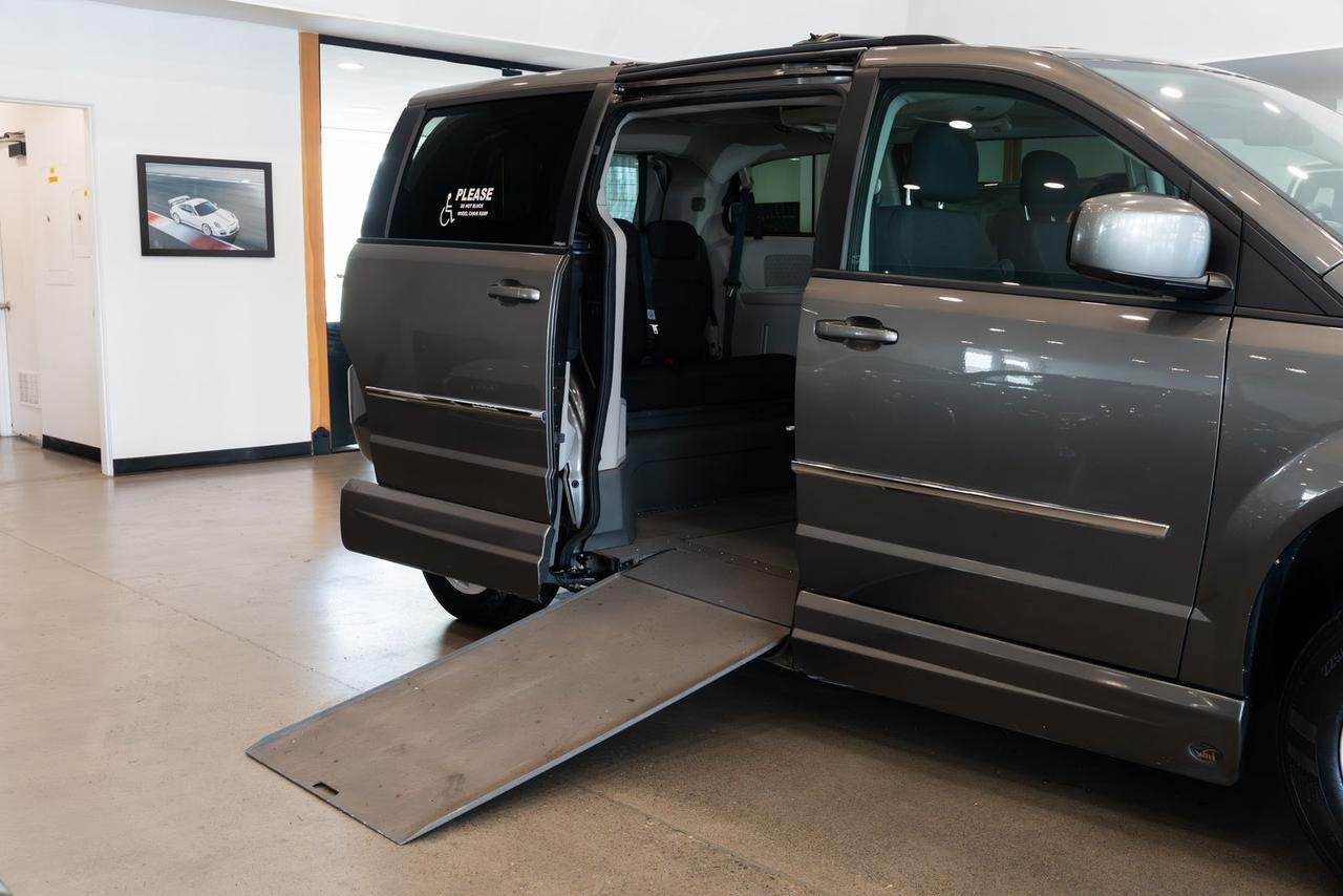 2010 Dodge Grand Caravan SXT Gladstone OR
