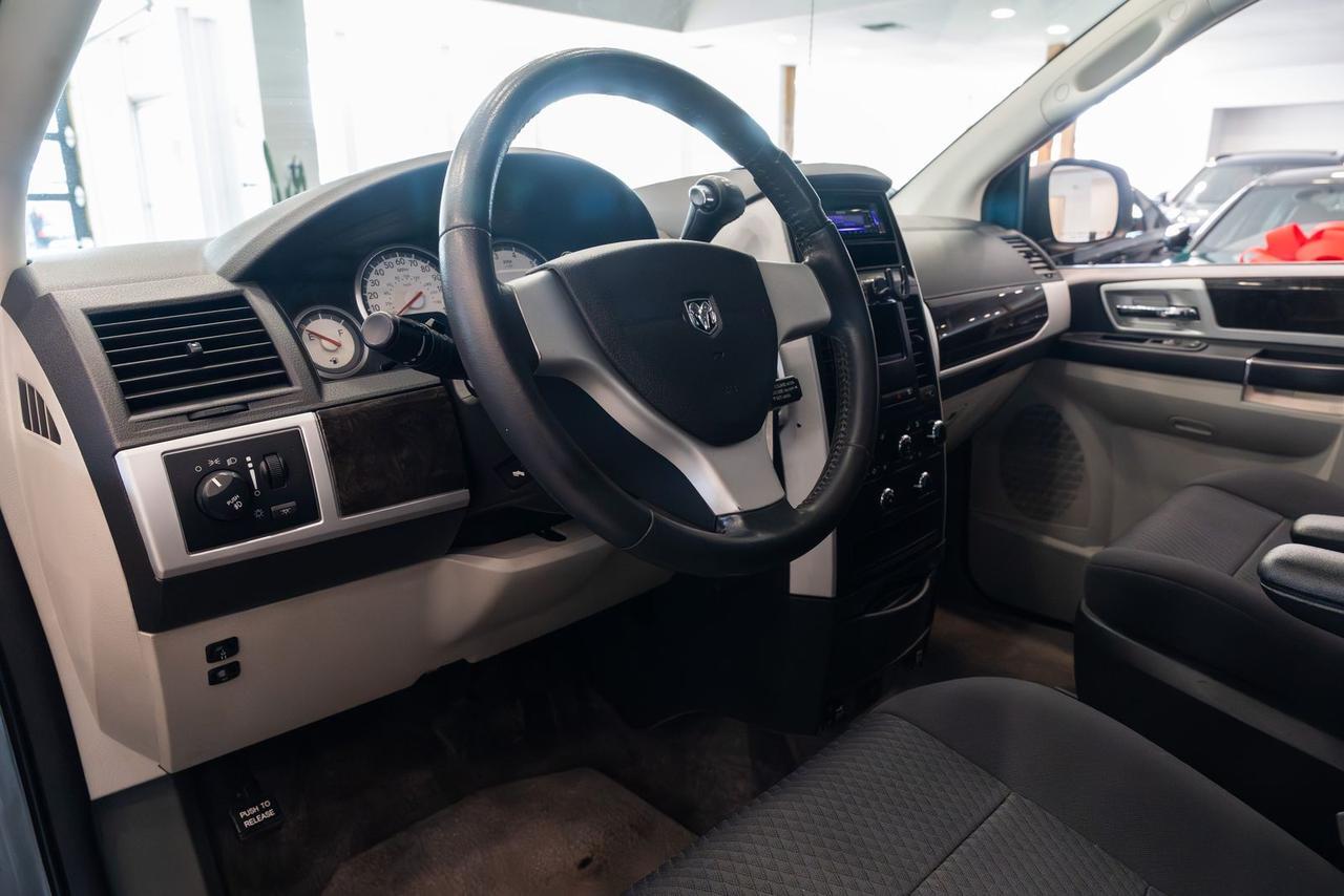 2010 Dodge Grand Caravan SXT Gladstone OR