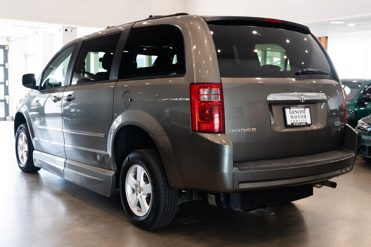 2010 Dodge Grand Caravan SXT Gladstone OR