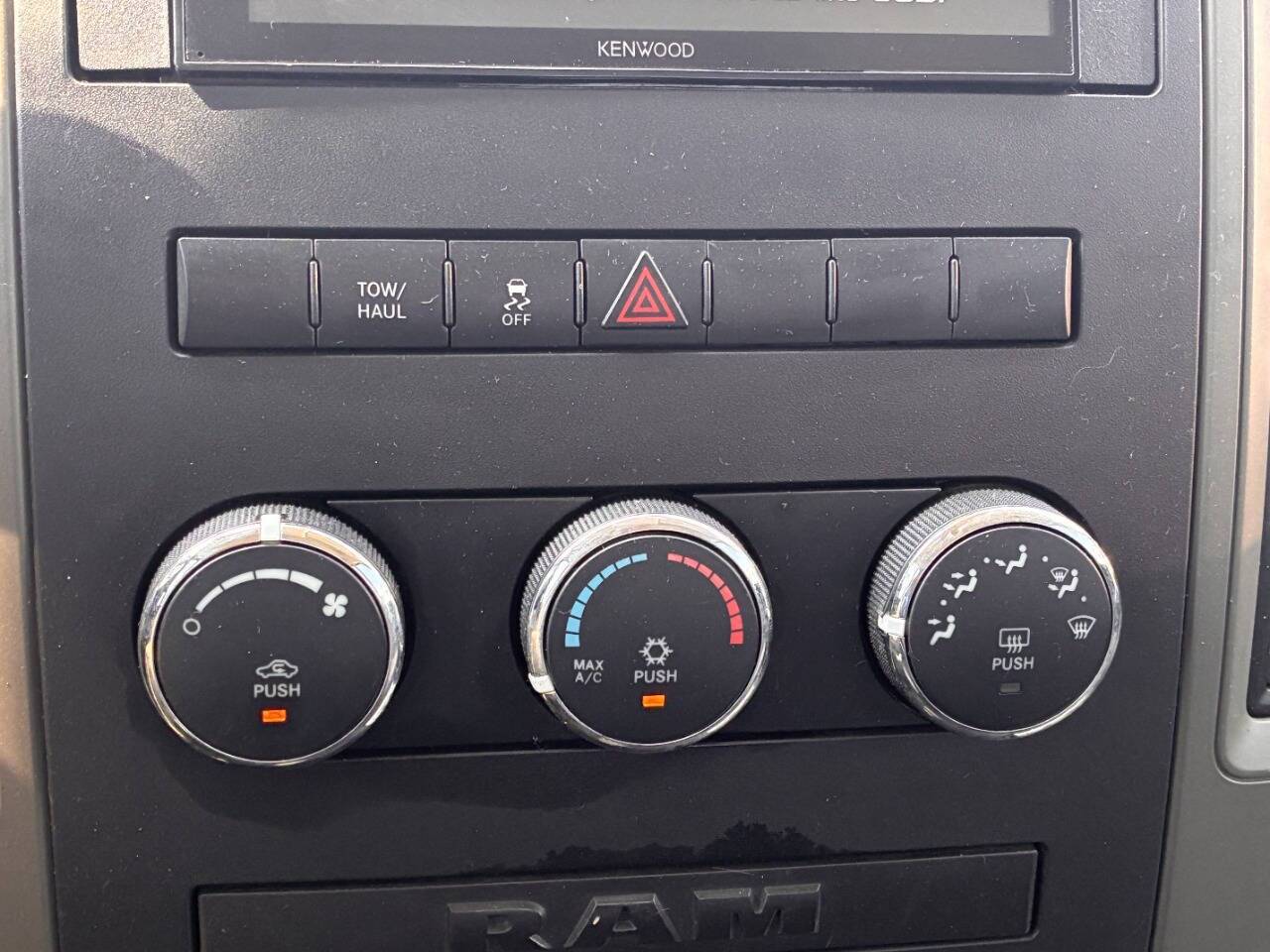 2010 Dodge Ram 1500 SLT 4x4 4dr Quad Cab 6.3 ft. SB Pickup Lake Orion MI