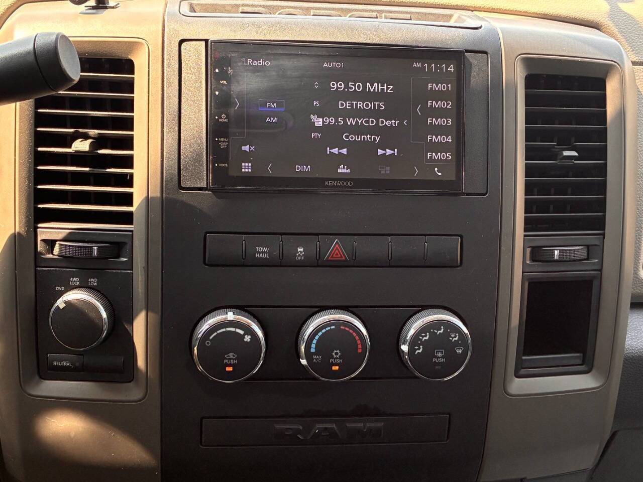 2010 Dodge Ram 1500 SLT 4x4 4dr Quad Cab 6.3 ft. SB Pickup Lake Orion MI