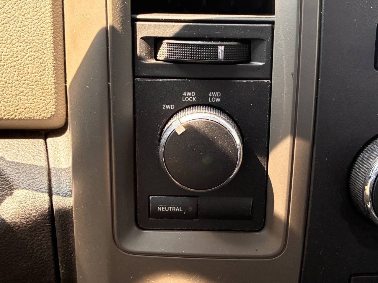 2010 Dodge Ram 1500 SLT 4x4 4dr Quad Cab 6.3 ft. SB Pickup Lake Orion MI