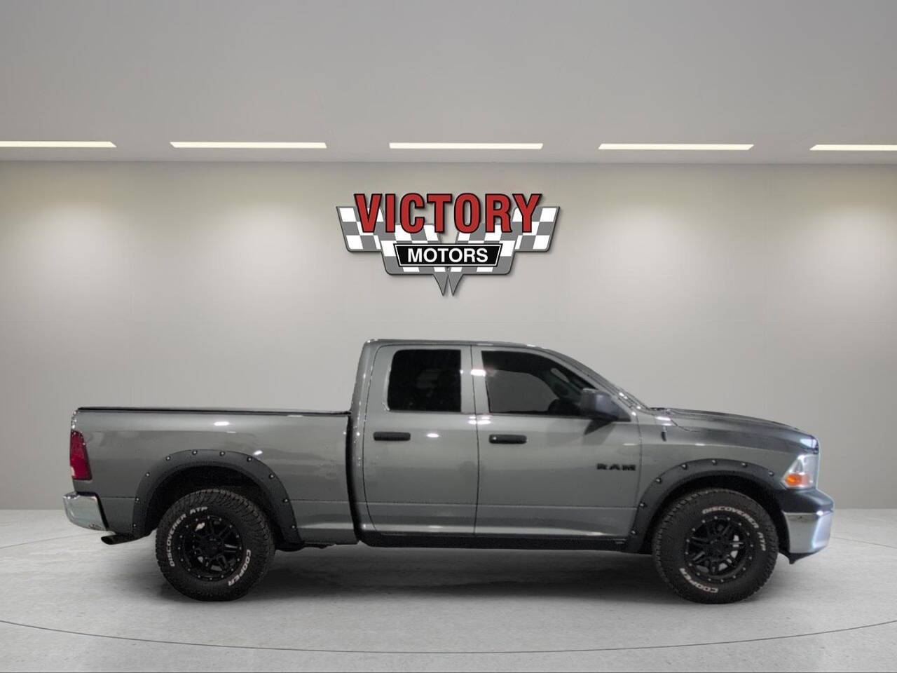 2010 Dodge Ram 1500 SLT 4x4 4dr Quad Cab 6.3 ft. SB Pickup Lake Orion MI