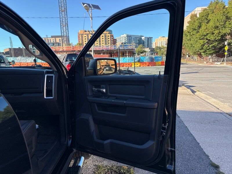 2010 Dodge Ram 1500 Sport Quad Cab 4WD w/ Quick Order Package 26L Sport Arlington VA