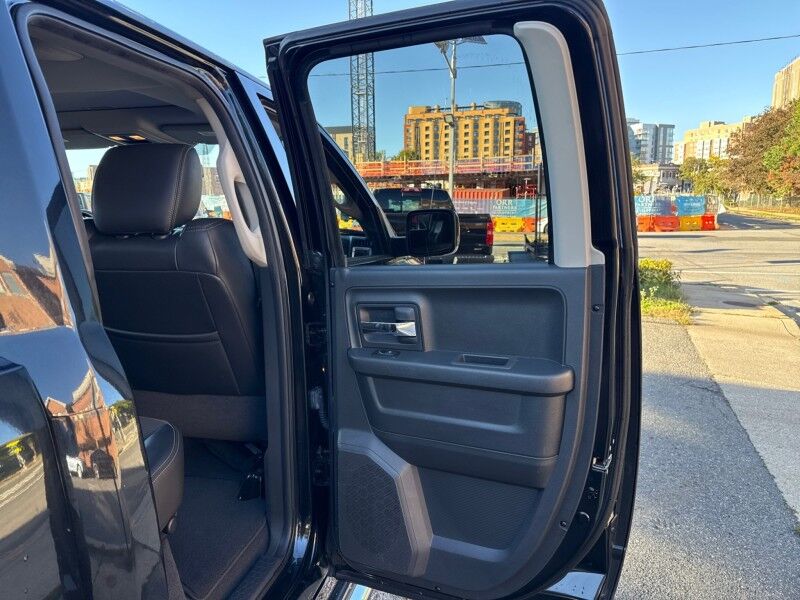 2010 Dodge Ram 1500 Sport Quad Cab 4WD w/ Quick Order Package 26L Sport Arlington VA