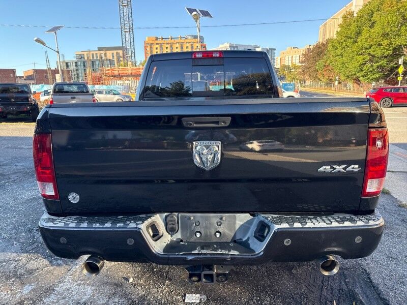 2010 Dodge Ram 1500 Sport Quad Cab 4WD w/ Quick Order Package 26L Sport Arlington VA
