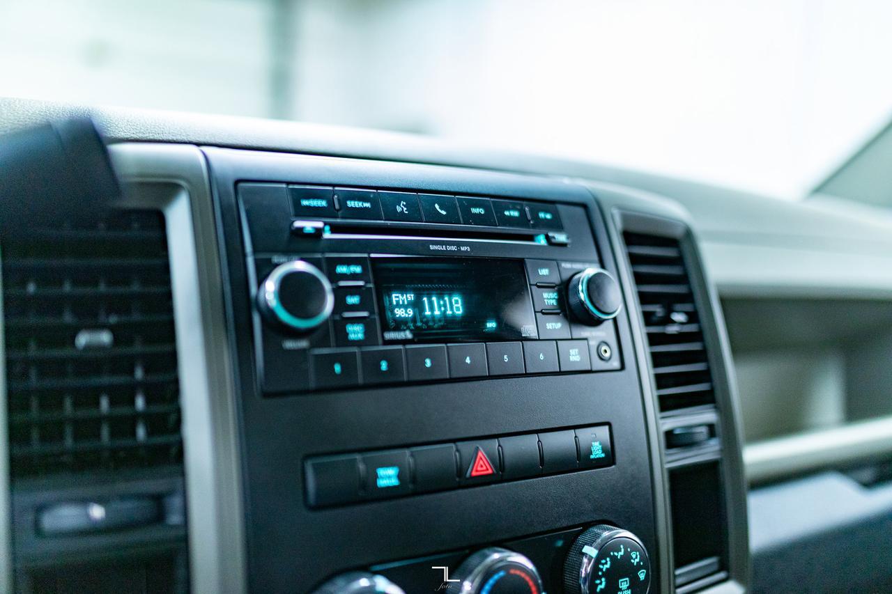 2010 Dodge Ram 2500 4x4 Crew Cab ST HEMI Red Deer AB