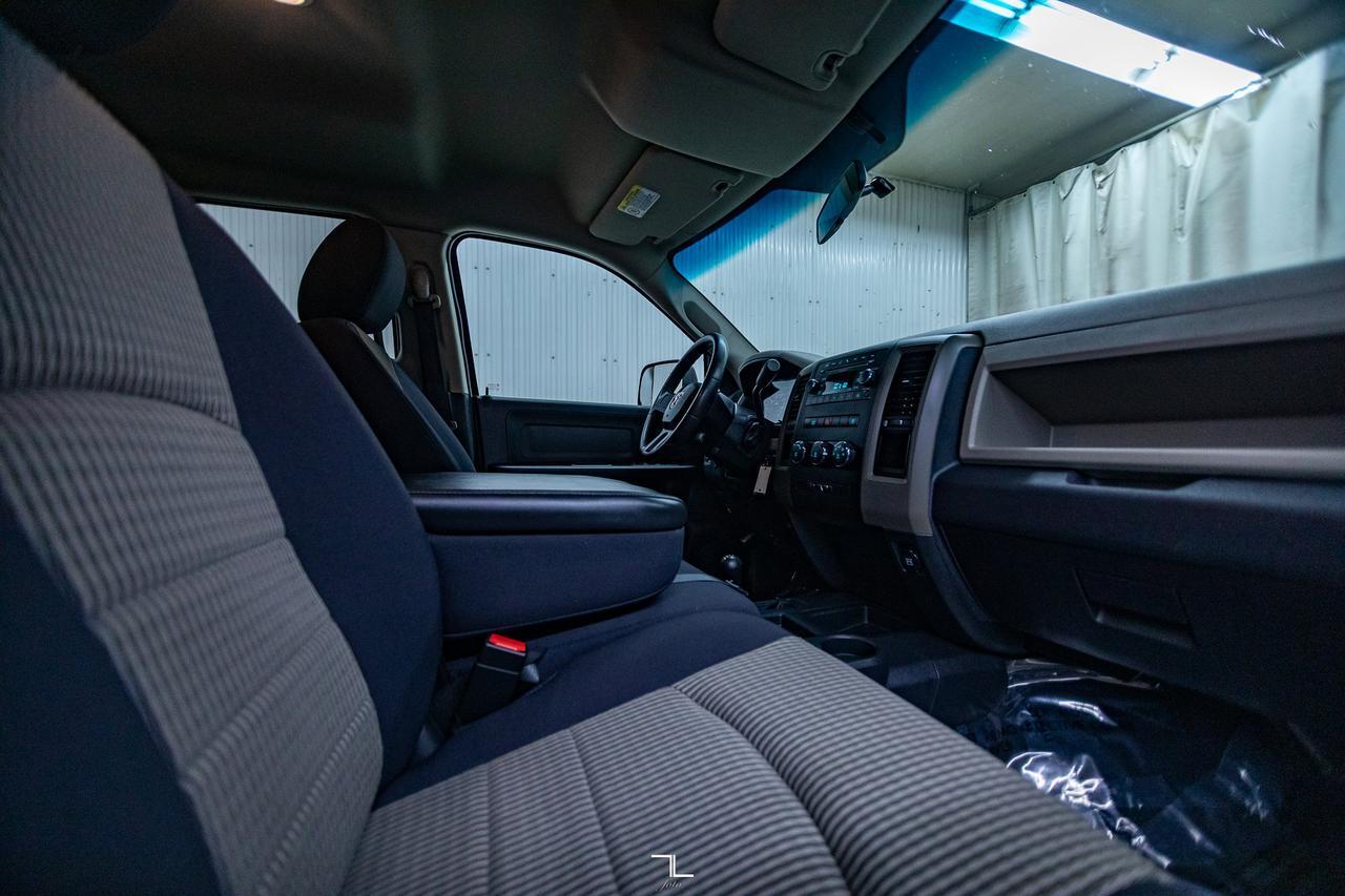 2010 Dodge Ram 2500 4x4 Crew Cab ST HEMI Red Deer AB