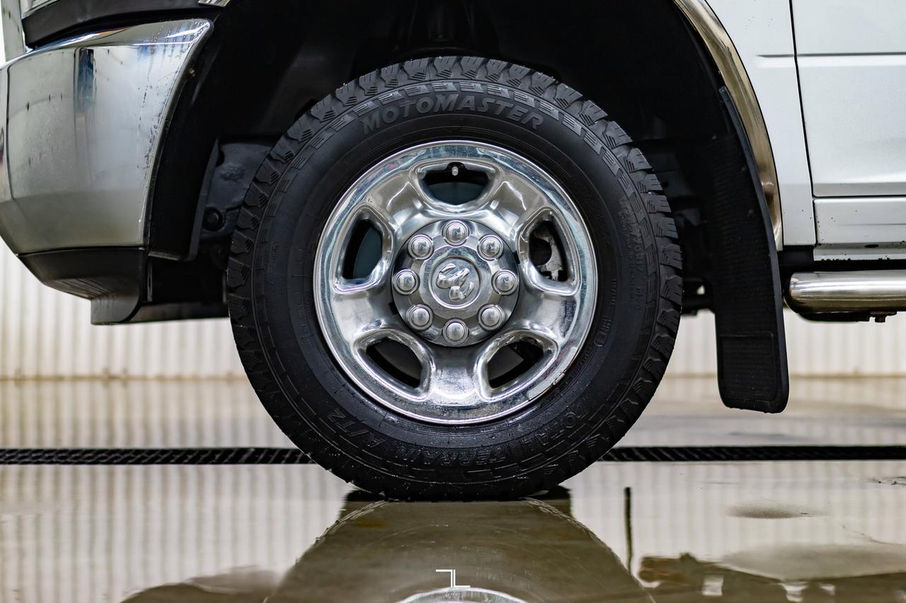 2010 Dodge Ram 2500 4x4 Crew Cab STX HEMI Red Deer AB