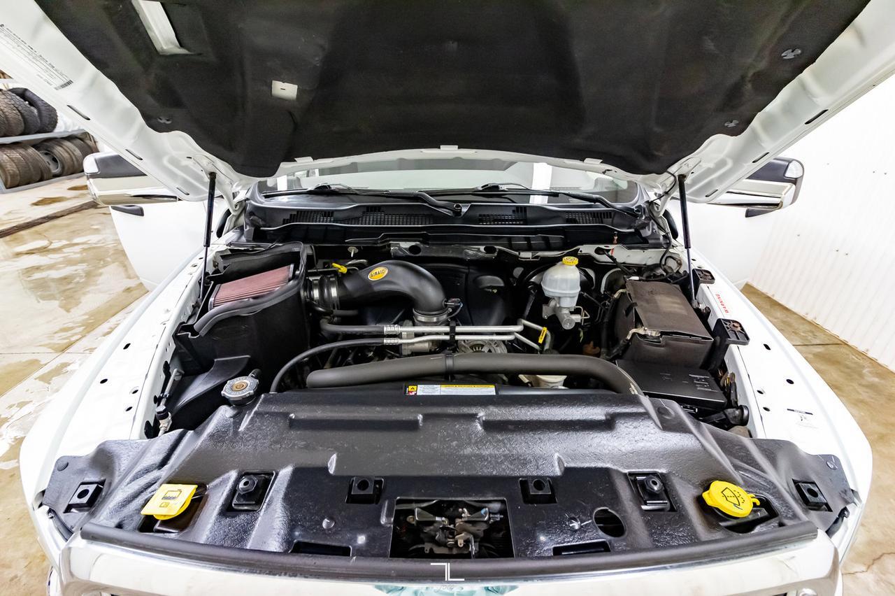 2010 Dodge Ram 2500 4x4 Crew Cab STX HEMI Red Deer AB