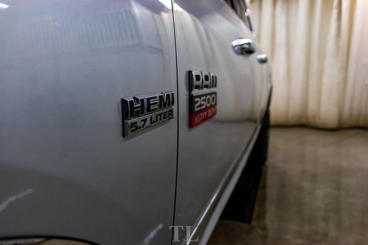 2010 Dodge Ram 2500 4x4 Mega Cab SLT HEMI Red Deer AB