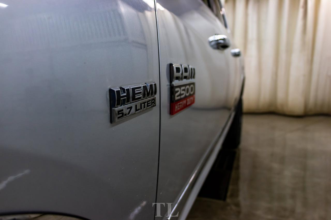 2010 Dodge Ram 2500 4x4 Mega Cab SLT HEMI Red Deer AB