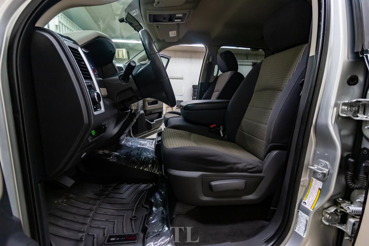 2010 Dodge Ram 2500 4x4 Mega Cab SLT HEMI Red Deer AB