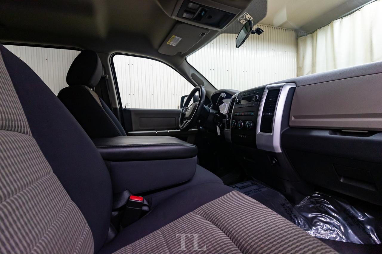 2010 Dodge Ram 2500 4x4 Mega Cab SLT HEMI Red Deer AB
