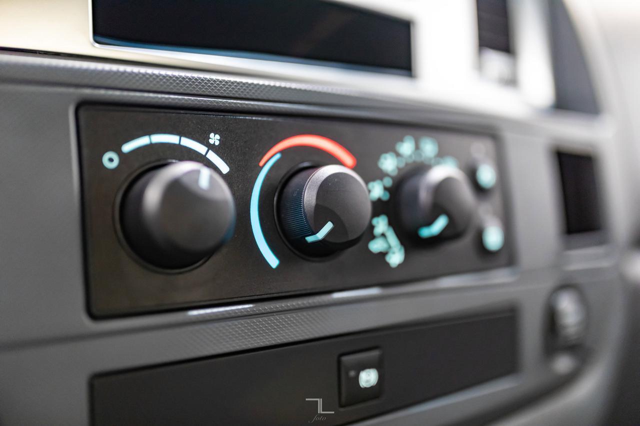 2010 Dodge Ram 3500 4x4 Quad Cab SLT Diesel Deck Red Deer AB