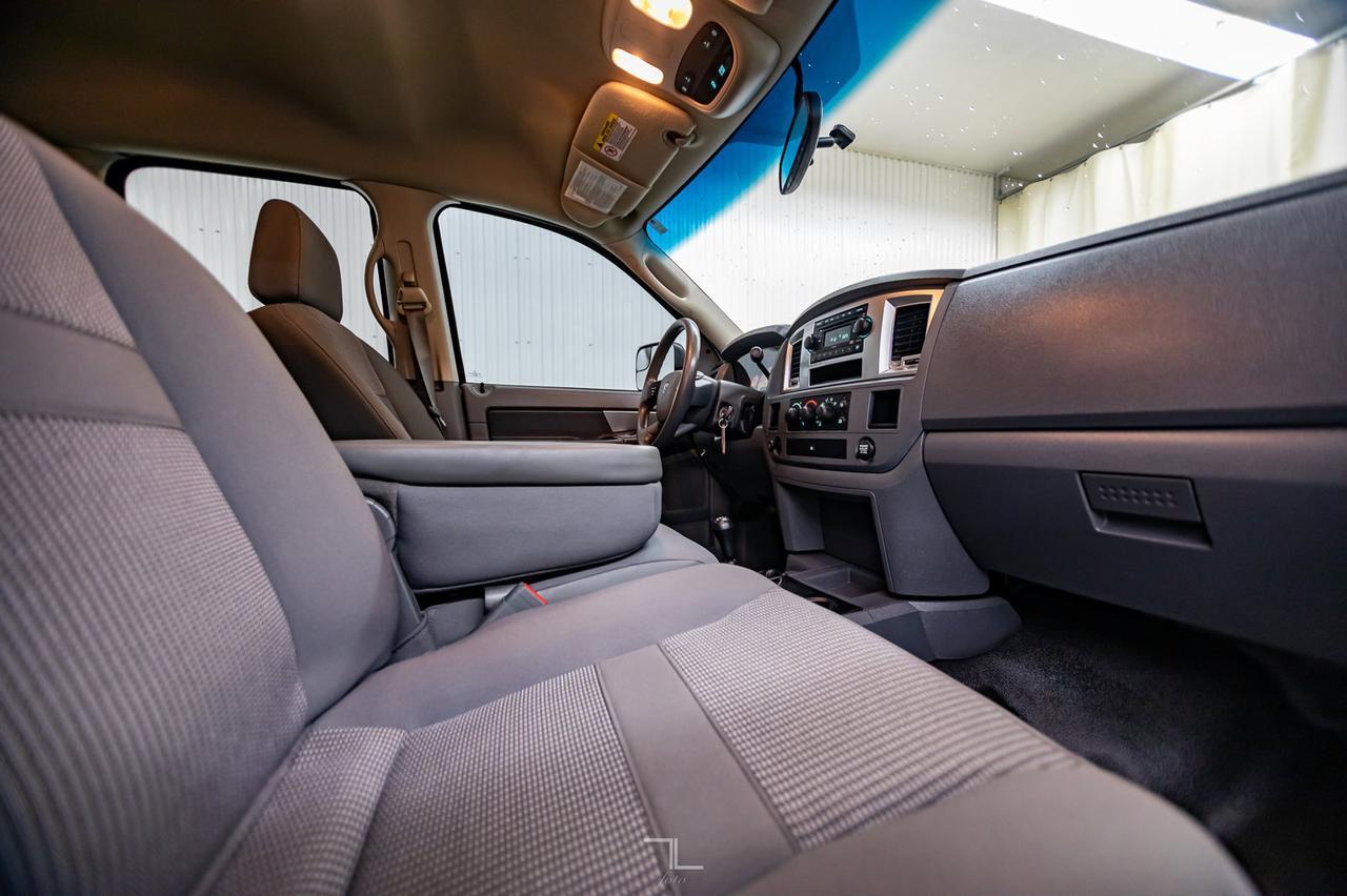 2010 Dodge Ram 3500 4x4 Quad Cab SLT Diesel Deck Red Deer AB