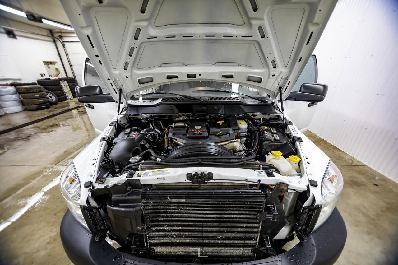 2010 Dodge Ram 3500 4x4 Quad Cab SLT Diesel Deck Red Deer AB