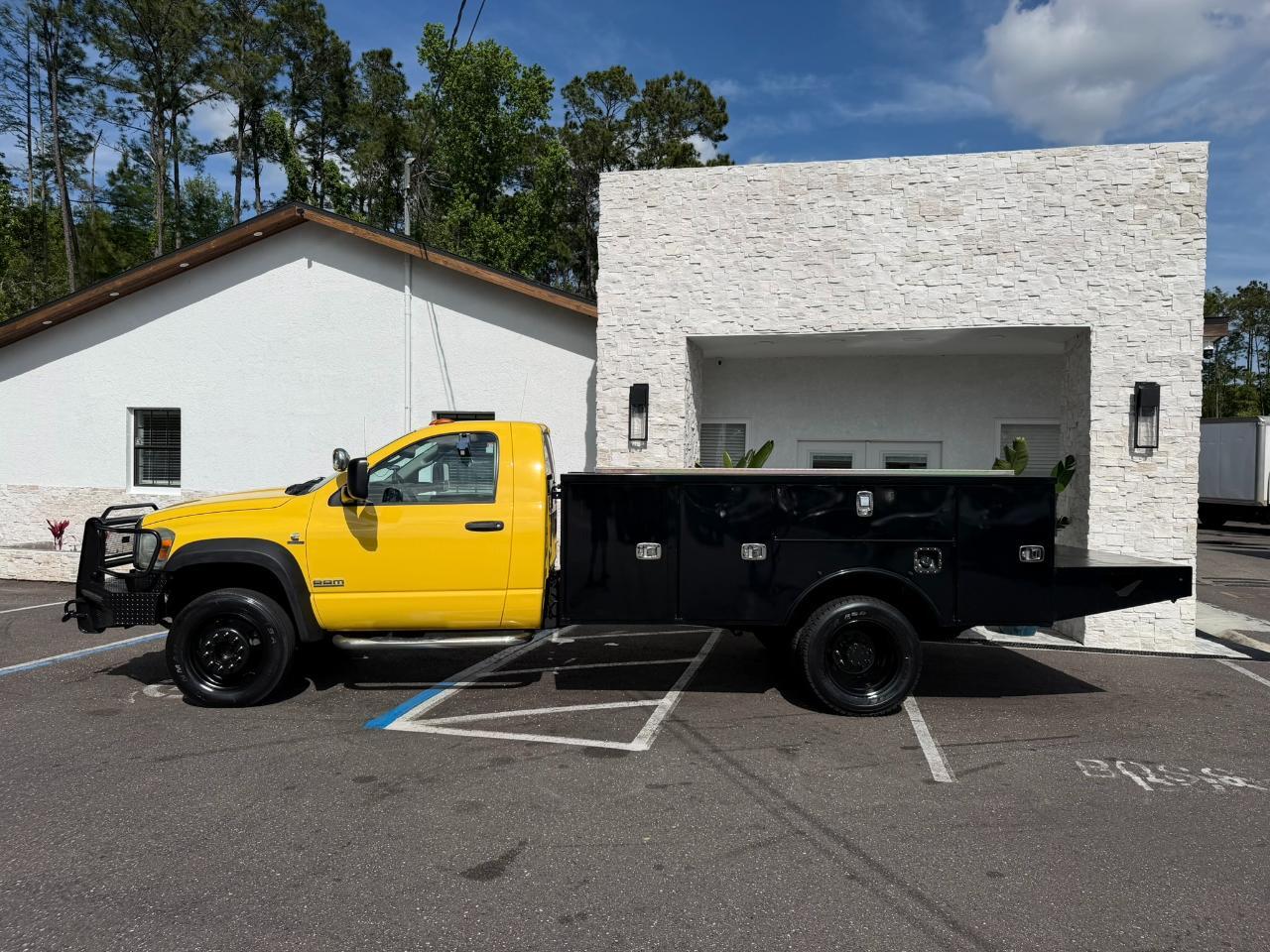 2010 Dodge Ram 5500 4WD Reg Cab 168" WB 84" CA ST