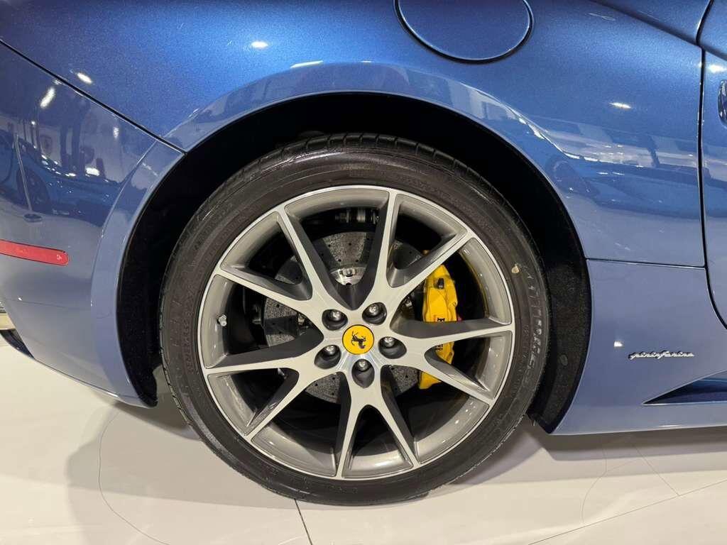 2010 Ferrari California Blu Mirabeau paint Fort Lauderdale FL