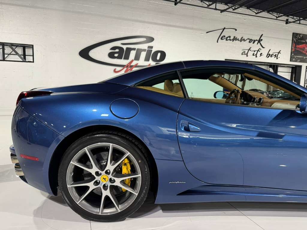 2010 Ferrari California Blu Mirabeau paint Fort Lauderdale FL