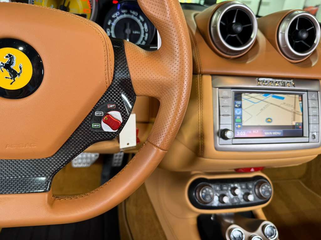 2010 Ferrari California Blu Mirabeau paint Fort Lauderdale FL