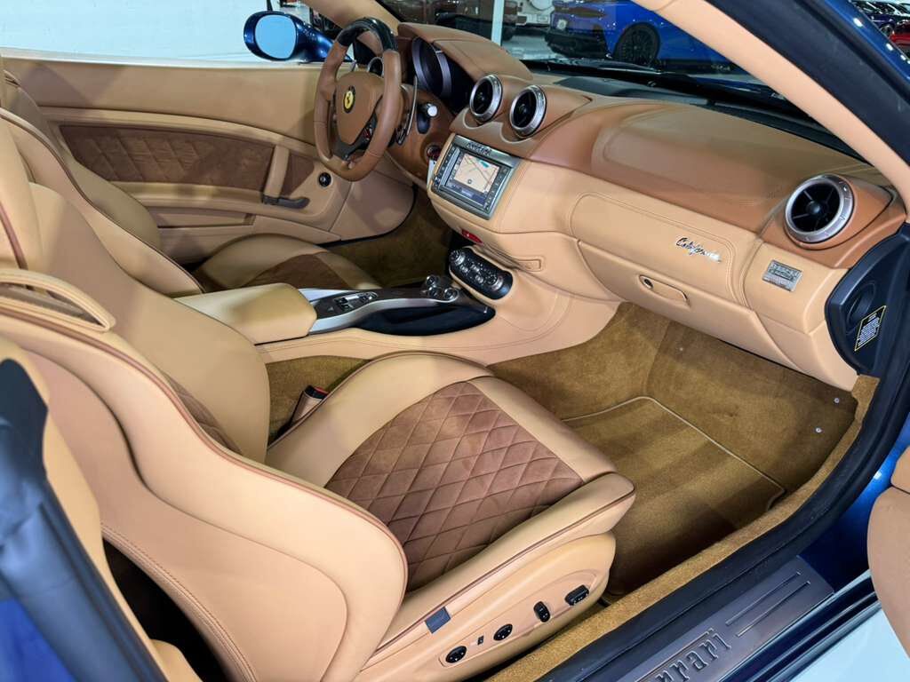2010 Ferrari California Blu Mirabeau paint Fort Lauderdale FL
