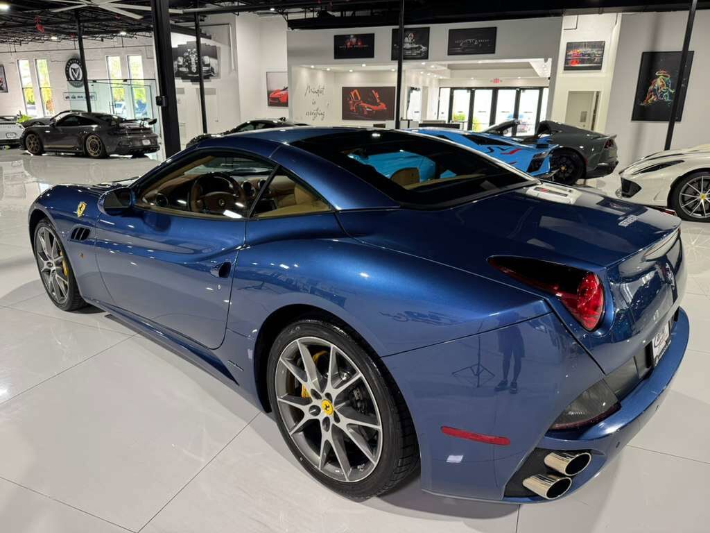 2010 Ferrari California Blu Mirabeau paint Fort Lauderdale FL