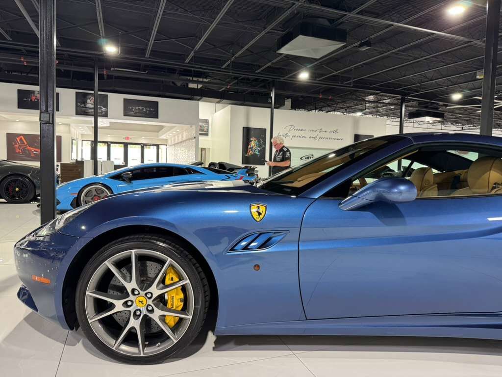 2010 Ferrari California Blu Mirabeau paint Fort Lauderdale FL