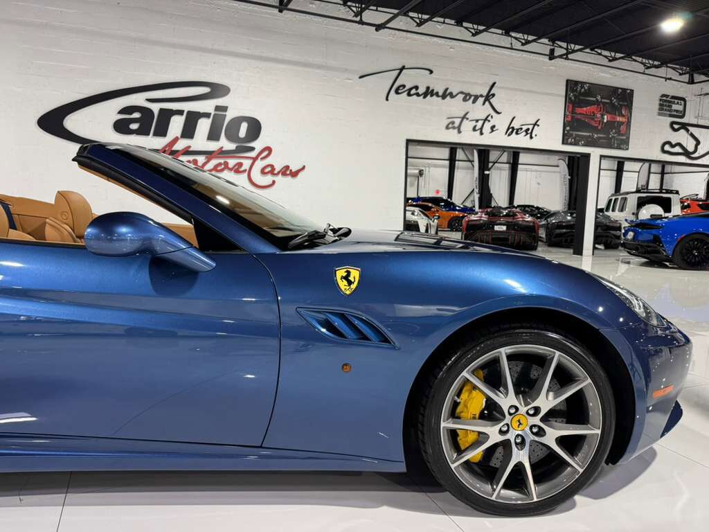 2010 Ferrari California Blu Mirabeau paint Fort Lauderdale FL