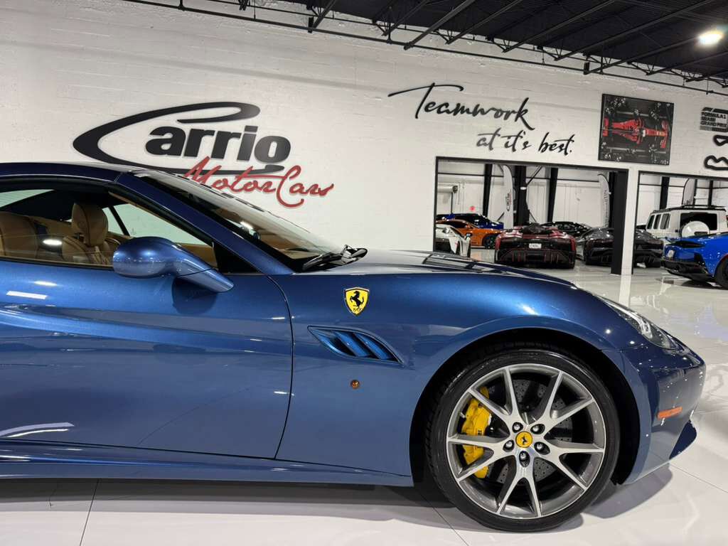 2010 Ferrari California Blu Mirabeau paint Fort Lauderdale FL