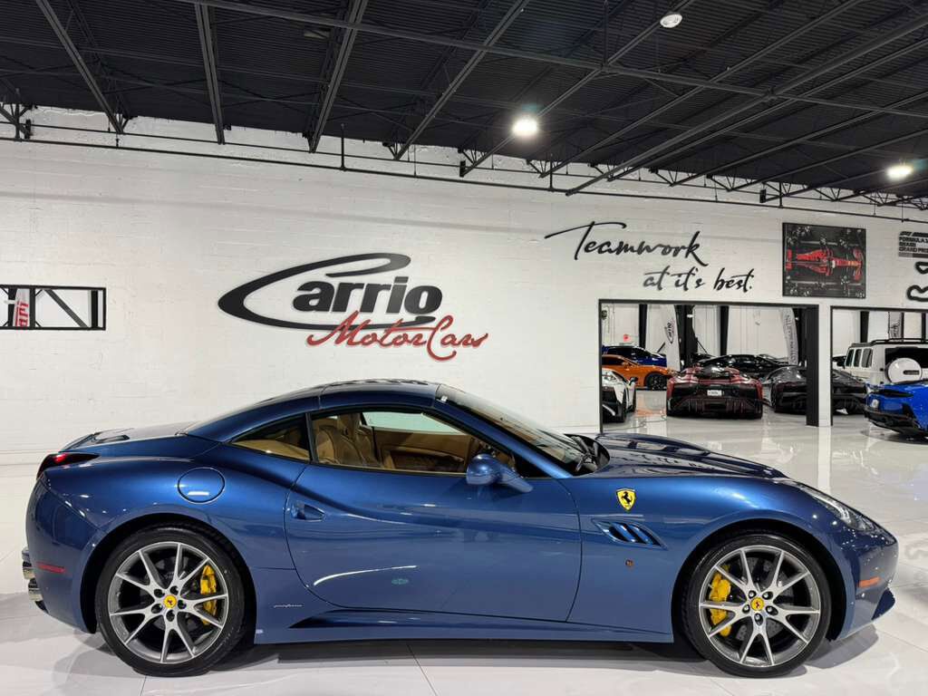 2010 Ferrari California Blu Mirabeau paint Fort Lauderdale FL