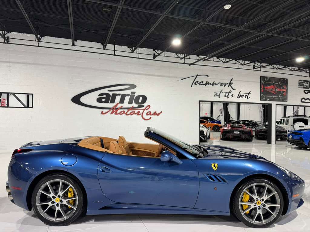 2010 Ferrari California Blu Mirabeau paint Fort Lauderdale FL