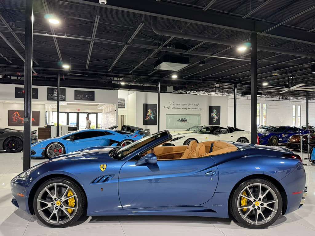 2010 Ferrari California Blu Mirabeau paint Fort Lauderdale FL