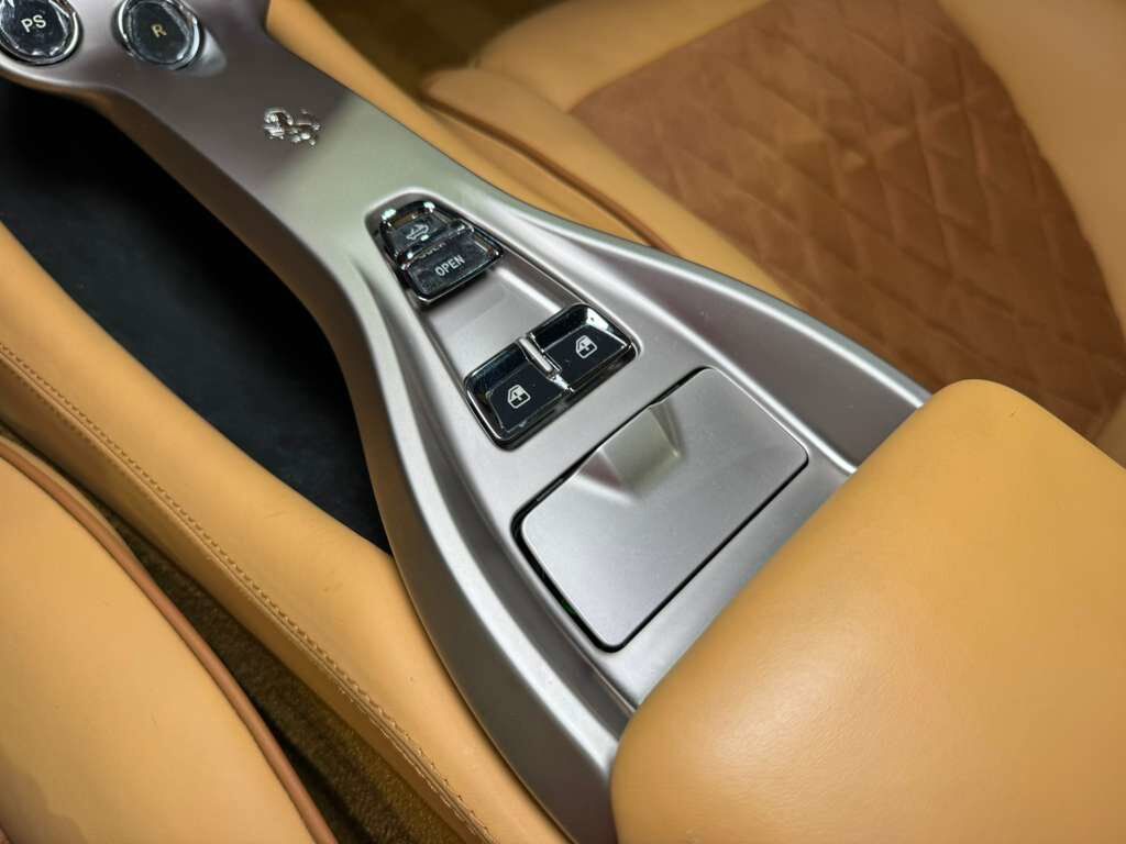 2010 Ferrari California Blu Mirabeau paint Fort Lauderdale FL