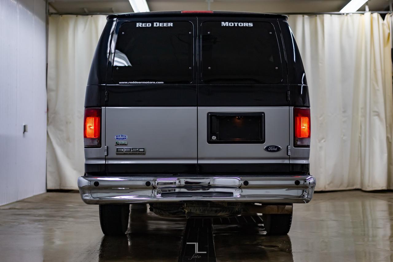 2010 Ford E-350 Extended XLT 15 Passenger Red Deer AB